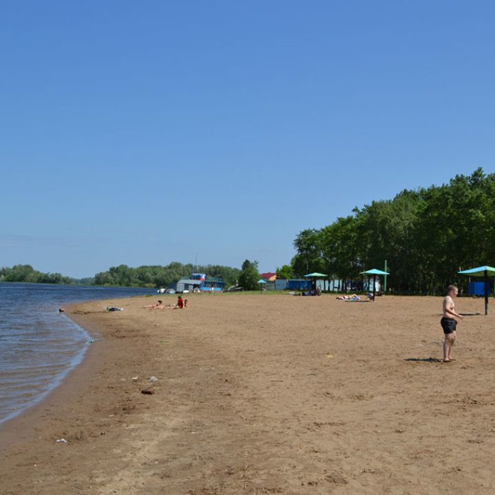 В Марксе создали доступную зону отдыха у воды для людей с ограниченными возможностями здоровья
